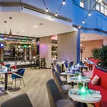 Ξενοδοχείο Ibis Castle Hill