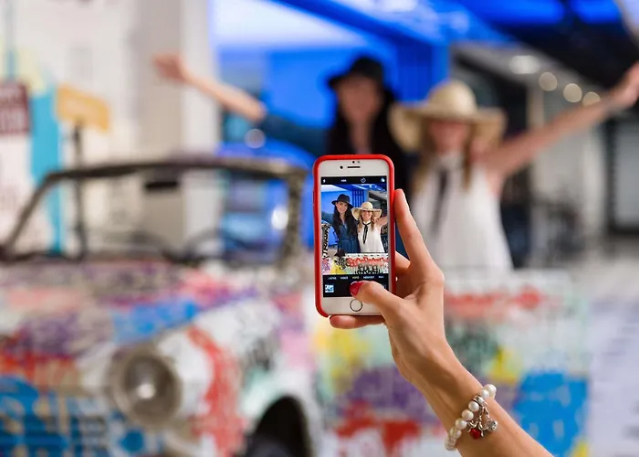 Ibis Castle Hill 酒店