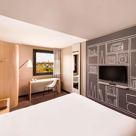 Ibis Castle Hill Otel 3*