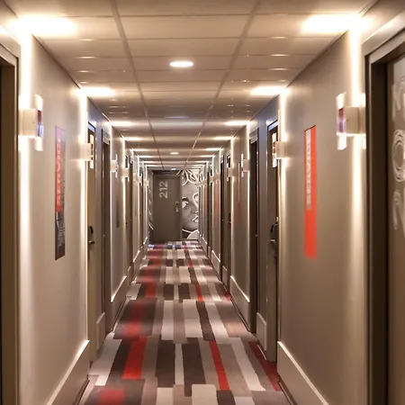 Ibis Castle Hill Otel 3*
