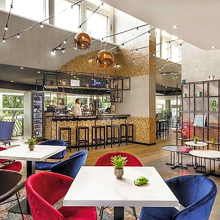 Ibis Castle Hill 호텔