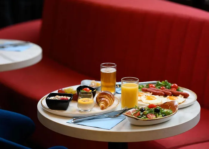 Ibis Castle Hill Hotel 3*